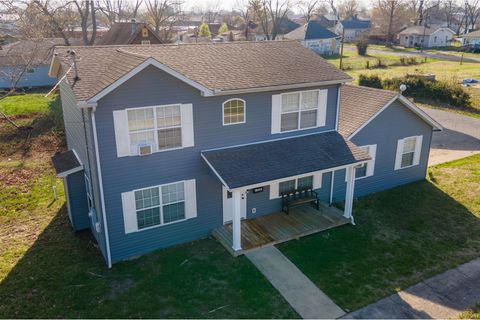 Tiny photo for 1925 Hamilton Street, Murphysboro, IL 62966 (MLS # 12614796)