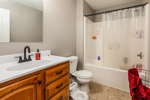Tiny photo for 1925 Hamilton Street, Murphysboro, IL 62966 (MLS # 12614796)