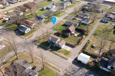 Tiny photo for 1925 Hamilton Street, Murphysboro, IL 62966 (MLS # 12614796)