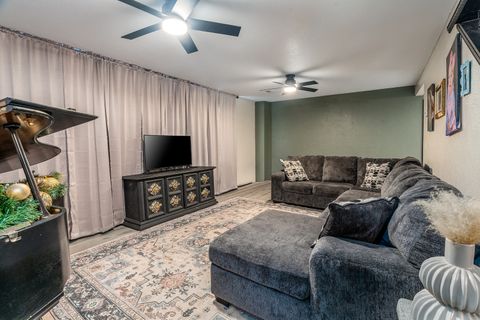Tiny photo for 1925 Hamilton Street, Murphysboro, IL 62966 (MLS # 12614796)
