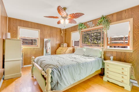 Tiny photo for 5425 Drury Lane, Oak Lawn, IL 60453 (MLS # 12721580)