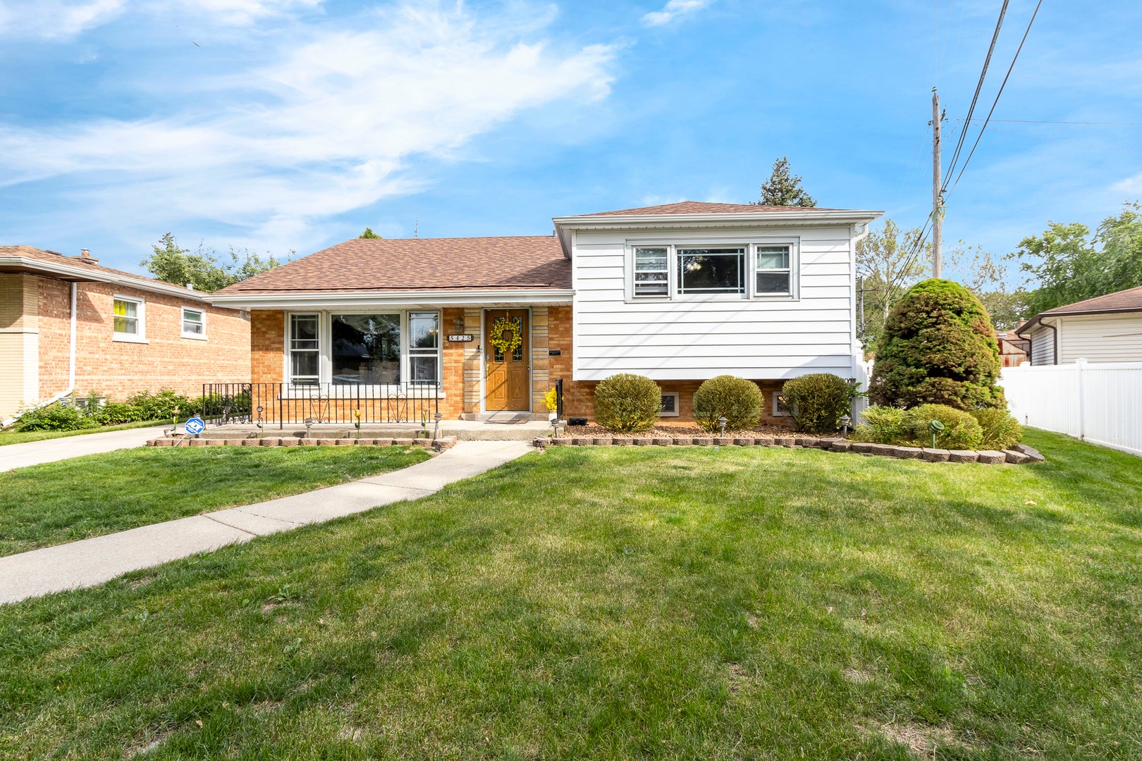 5425 Drury Lane