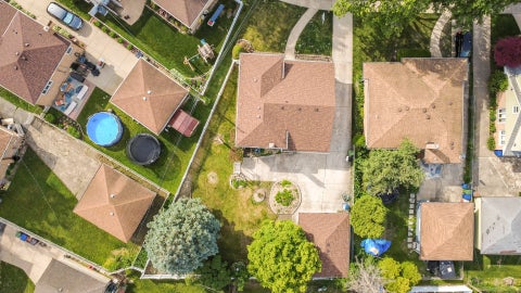 Tiny photo for 5425 Drury Lane, Oak Lawn, IL 60453 (MLS # 12721580)