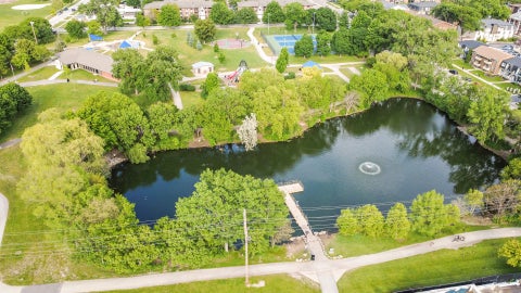 Tiny photo for 5425 Drury Lane, Oak Lawn, IL 60453 (MLS # 12721580)