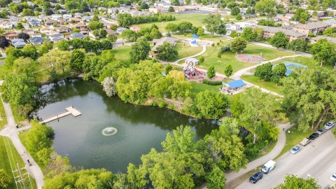 Tiny photo for 5425 Drury Lane, Oak Lawn, IL 60453 (MLS # 12721580)