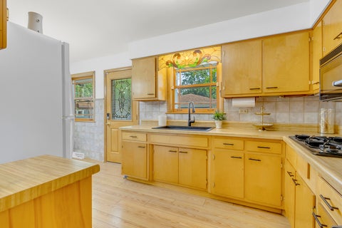 Tiny photo for 5425 Drury Lane, Oak Lawn, IL 60453 (MLS # 12721580)