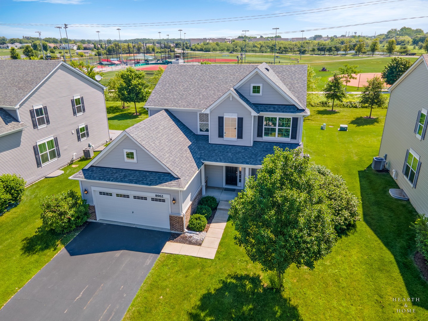 8962 Pearsall Drive