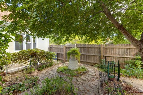 Tiny photo for 630 Whitney Avenue, Winthrop Harbor, IL 60096 (MLS # 12144110)