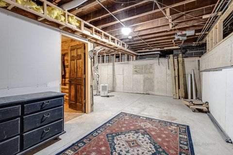 Tiny photo for 630 Whitney Avenue, Winthrop Harbor, IL 60096 (MLS # 12144110)