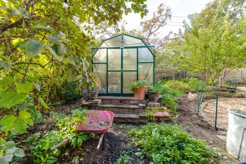 Tiny photo for 630 Whitney Avenue, Winthrop Harbor, IL 60096 (MLS # 12144110)