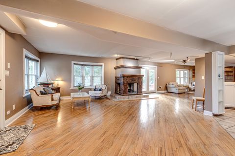 Tiny photo for 630 Whitney Avenue, Winthrop Harbor, IL 60096 (MLS # 12144110)