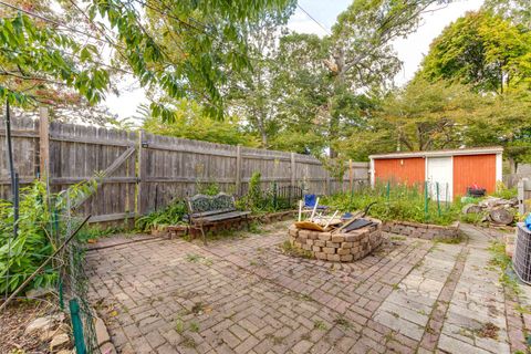 Tiny photo for 630 Whitney Avenue, Winthrop Harbor, IL 60096 (MLS # 12144110)