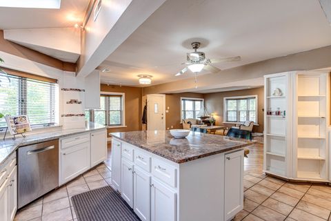 Tiny photo for 630 Whitney Avenue, Winthrop Harbor, IL 60096 (MLS # 12144110)