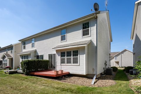 Tiny photo for 1018 Doral Drive, Bloomington, IL 61701 (MLS # 12486099)
