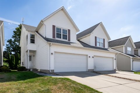 Photo of 1018 Doral Drive, Bloomington, IL 61701 (MLS # 12486099)