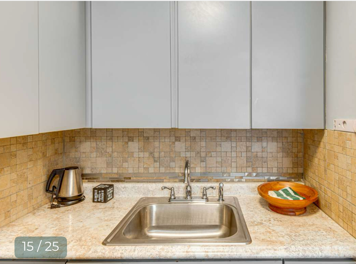 8136 S Kedzie Avenue 102