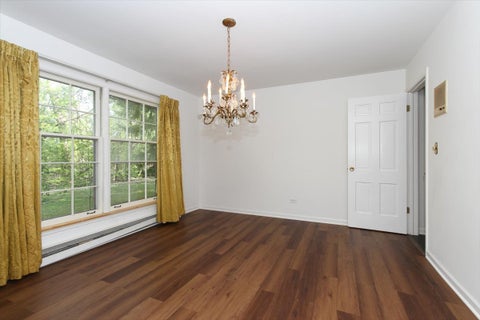 Tiny photo for 87 Lincolnshire Drive, Lincolnshire, IL 60069 (MLS # 12769385)