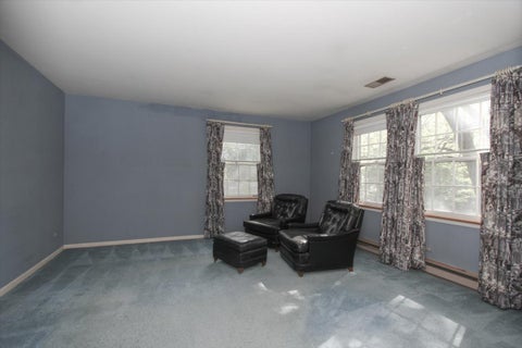 Tiny photo for 87 Lincolnshire Drive, Lincolnshire, IL 60069 (MLS # 12769385)