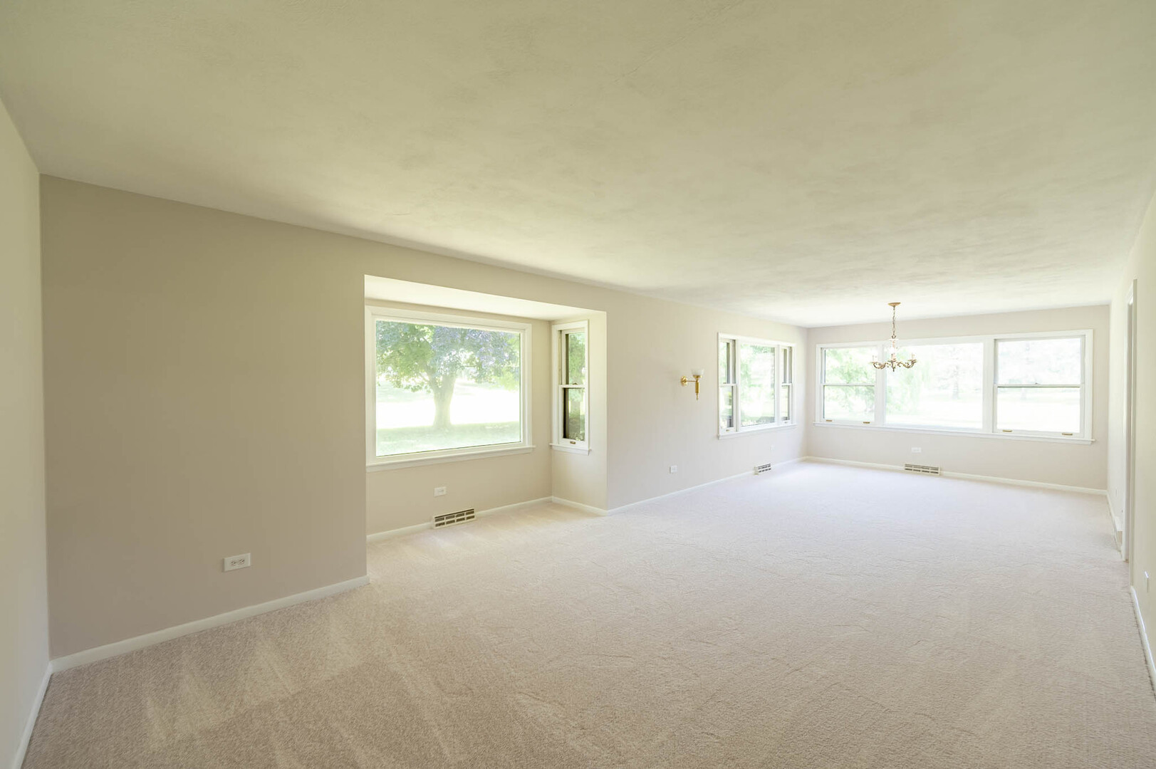 14950 W York House Road