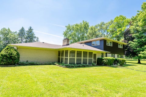 Tiny photo for 14950 W York House Road, Wadsworth, IL 60083 (MLS # 12688249)