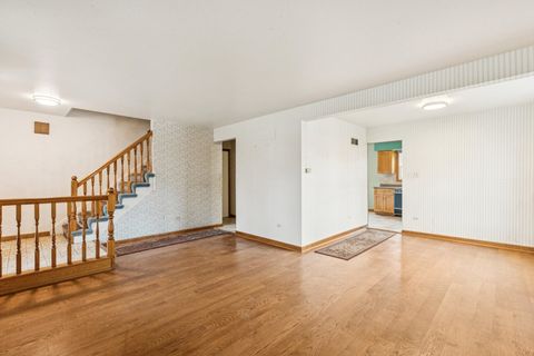 Tiny photo for 18604 Carpenter Street, Homewood, IL 60430 (MLS # 12609815)