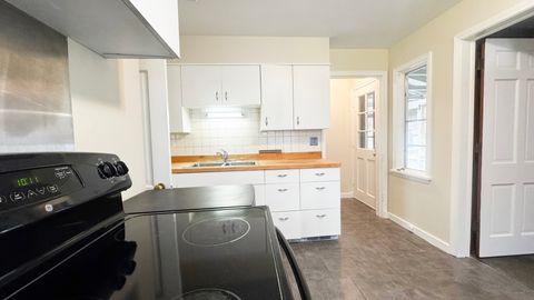 Tiny photo for 1848 N Sheridan Road, Waukegan, IL 60087 (MLS # 12621915)