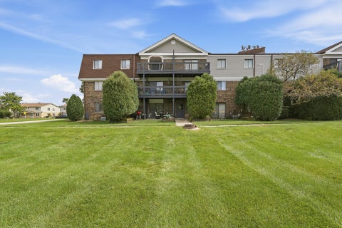 Tiny photo for 120 S La Londe Avenue #1G, Addison, IL 60101 (MLS # 12765894)