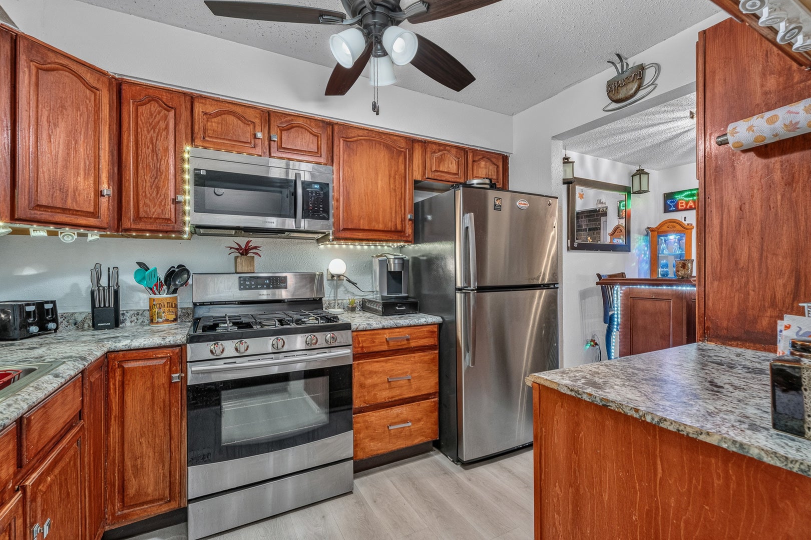 120 S La Londe Avenue 1G