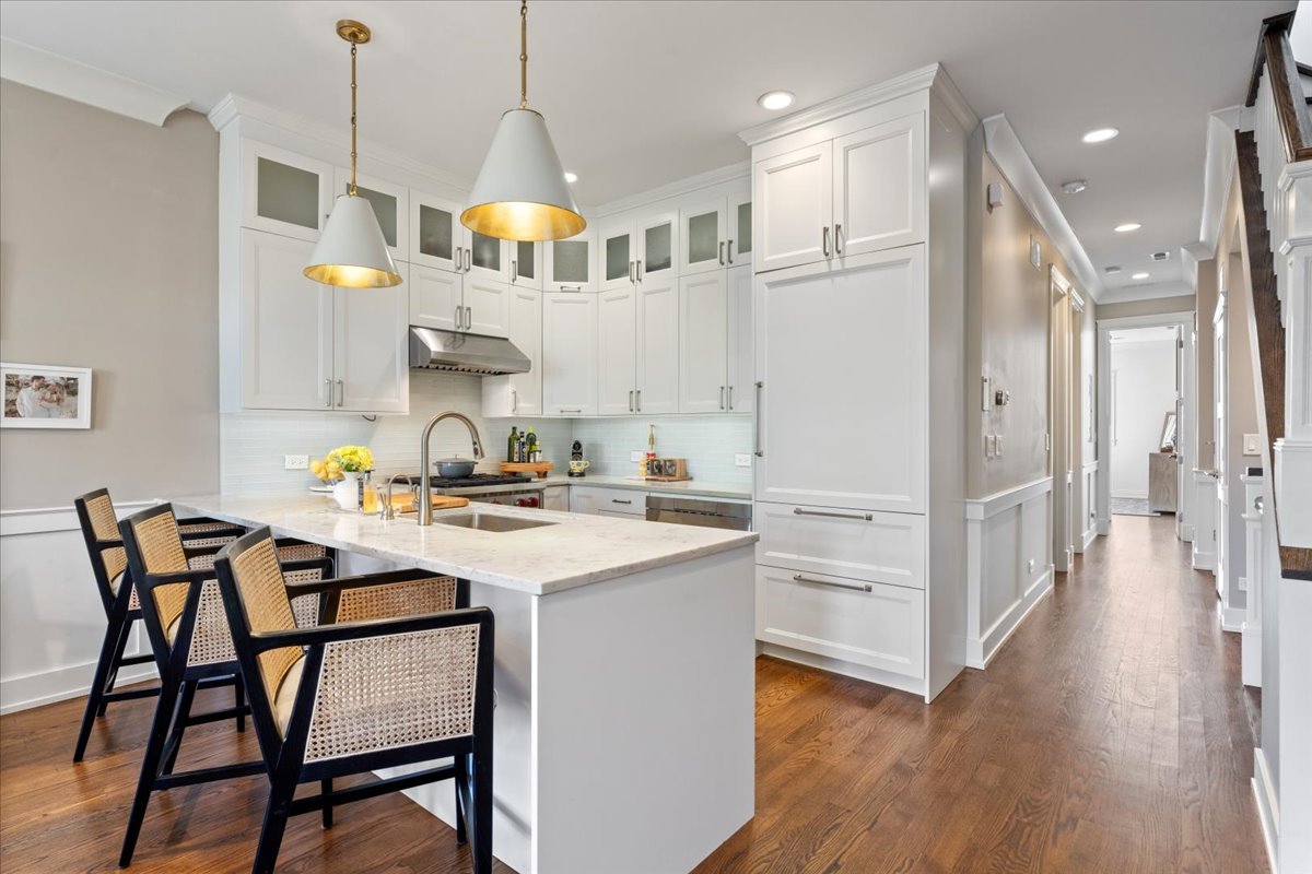 863 W Wrightwood Avenue 3