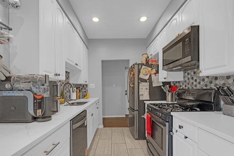 Tiny photo for 4615 S Michigan Avenue #2N, Chicago, IL 60653 (MLS # 12738910)