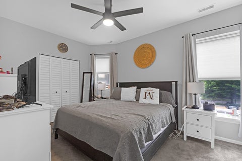Tiny photo for 4615 S Michigan Avenue #2N, Chicago, IL 60653 (MLS # 12738910)