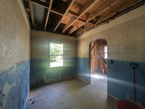 Tiny photo for 316 N Wood Street, Gibson City, IL 60936 (MLS # 12473873)