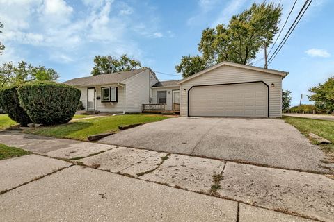 Tiny photo for 1115 Brentwood Place, Joliet, IL 60435 (MLS # 12478461)