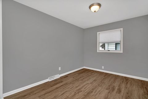 Tiny photo for 1115 Brentwood Place, Joliet, IL 60435 (MLS # 12478461)