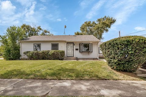 Tiny photo for 1115 Brentwood Place, Joliet, IL 60435 (MLS # 12478461)