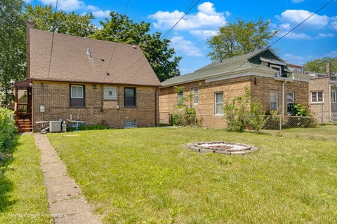Tiny photo for 10933 S Avenue F, Chicago, IL 60617 (MLS # 12655310)