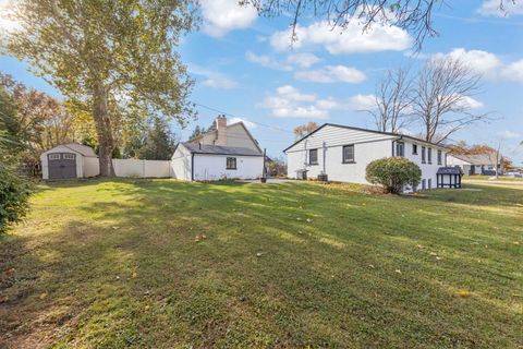 Tiny photo for 521 Lindley Avenue, Westmont, IL 60559 (MLS # 12511536)