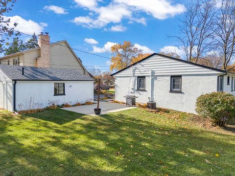 Tiny photo for 521 Lindley Avenue, Westmont, IL 60559 (MLS # 12511536)