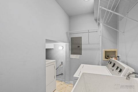 Tiny photo for 120 Chicago Avenue #A, Oak Park, IL 60302 (MLS # 12485358)