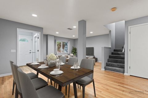 Tiny photo for 120 Chicago Avenue #A, Oak Park, IL 60302 (MLS # 12485358)