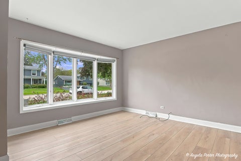 Tiny photo for 637 N Greenview Avenue, Mundelein, IL 60060 (MLS # 12766893)