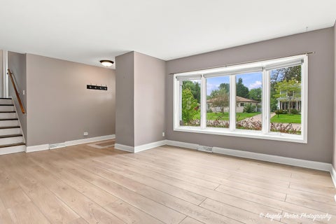 Tiny photo for 637 N Greenview Avenue, Mundelein, IL 60060 (MLS # 12766893)