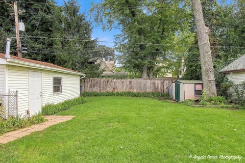 Tiny photo for 637 N Greenview Avenue, Mundelein, IL 60060 (MLS # 12766893)