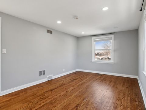 Tiny photo for 4208 Oak Street, Bellwood, IL 60104 (MLS # 12536521)