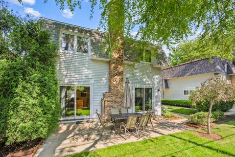 Tiny photo for 223 Pin Oak Drive #223, Wilmette, IL 60091 (MLS # 12662234)