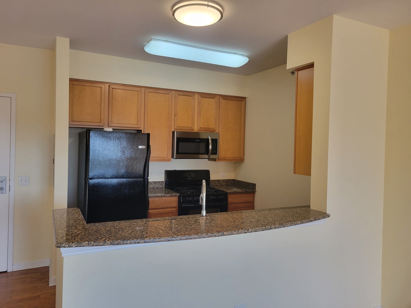 50 S Grove Avenue 510