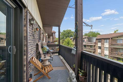 Tiny photo for 14003 James Drive #722, Crestwood, IL 60418 (MLS # 12701562)