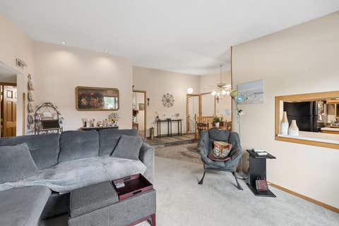 Tiny photo for 14003 James Drive #722, Crestwood, IL 60418 (MLS # 12701562)