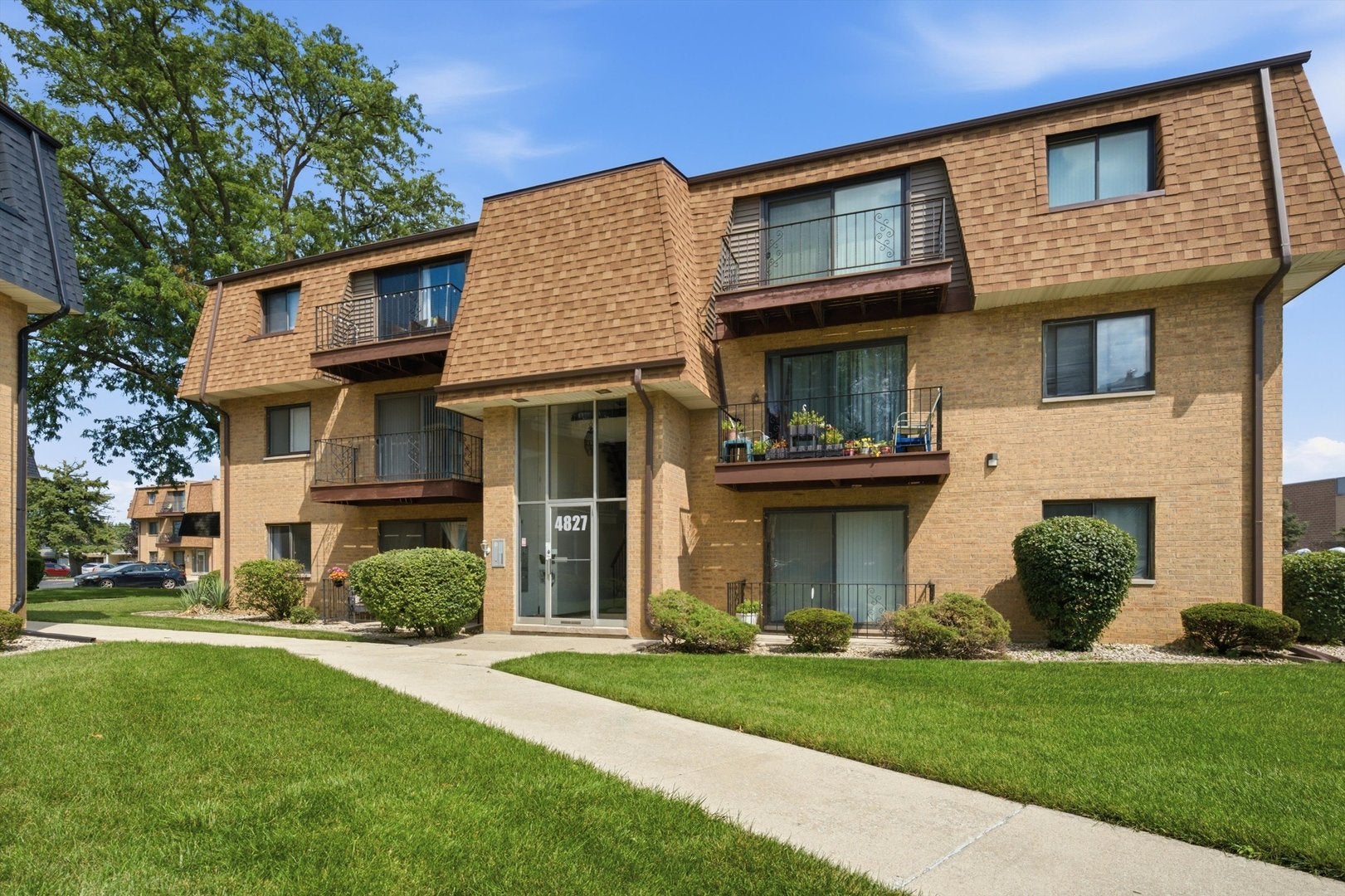 4827 W 109th Street 101