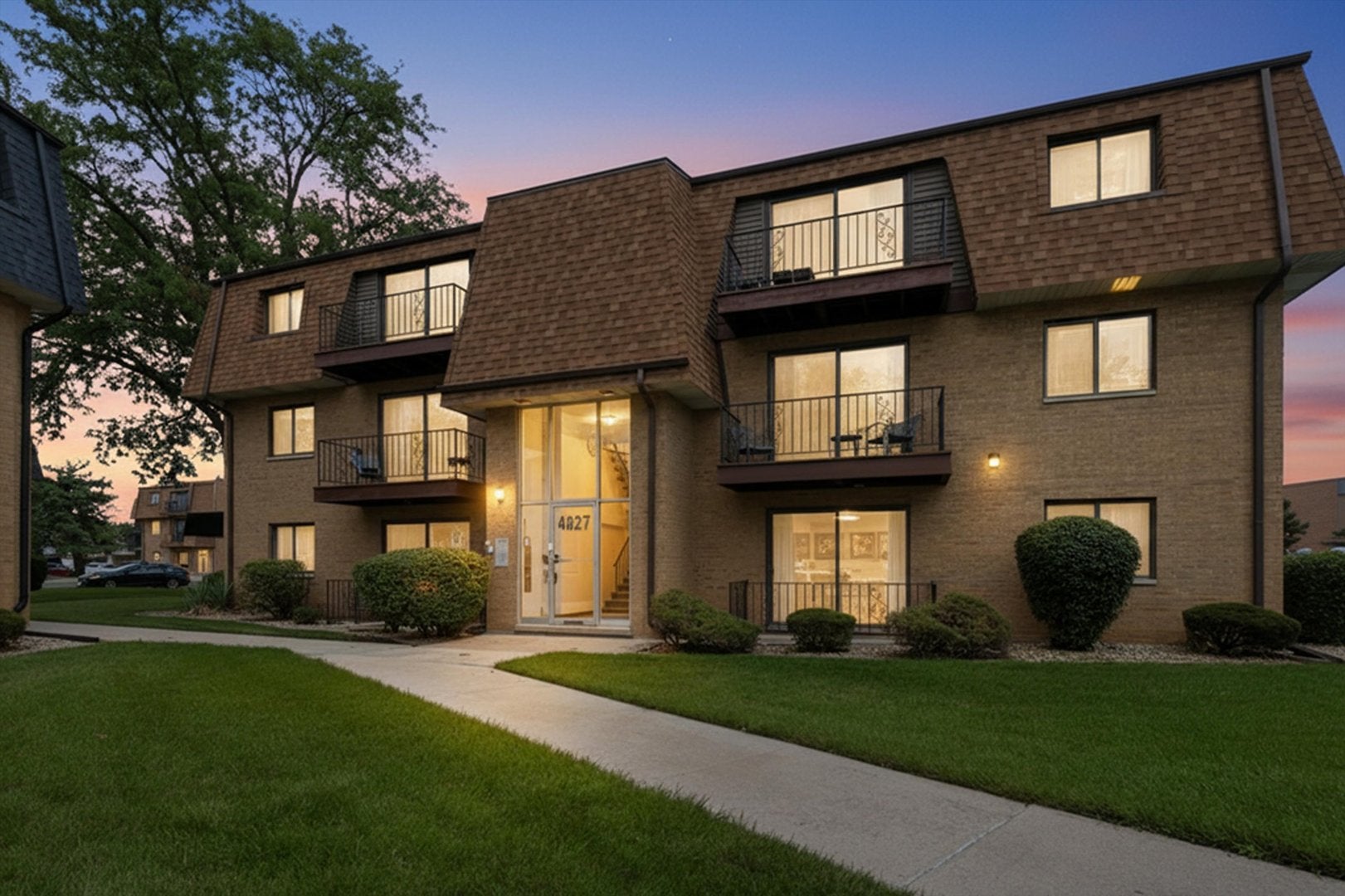 4827 W 109th Street 101